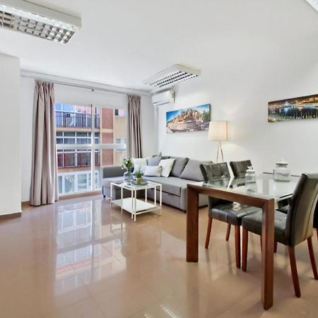 말라가 Amplio Piso Con Terraza 아파트 외부 사진