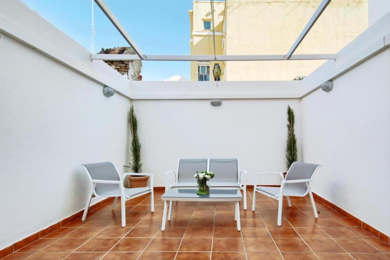 말라가 Amplio Piso Con Terraza 아파트 외부 사진