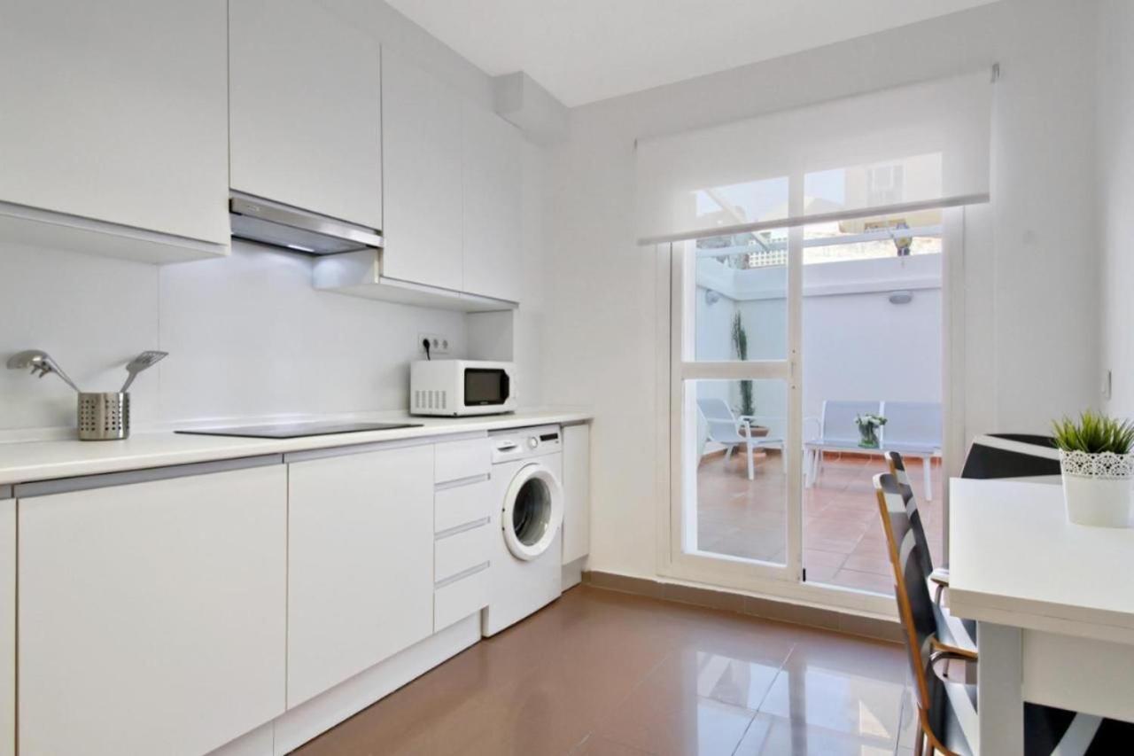 말라가 Amplio Piso Con Terraza 아파트 외부 사진